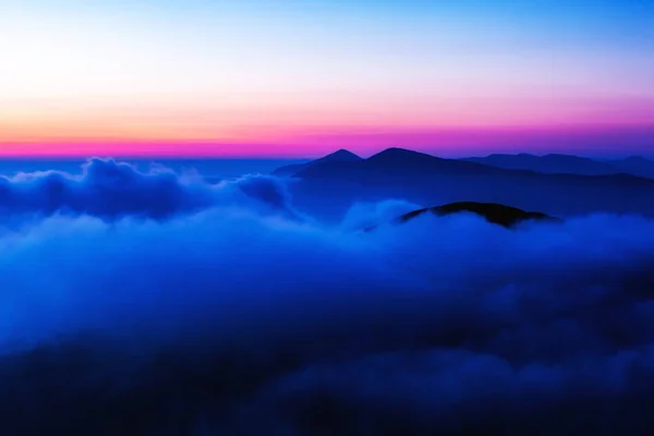 Alba Sulle Montagne Dei Carpazi Vista Dalla Montagna Bliznitsya Velika — Foto Stock