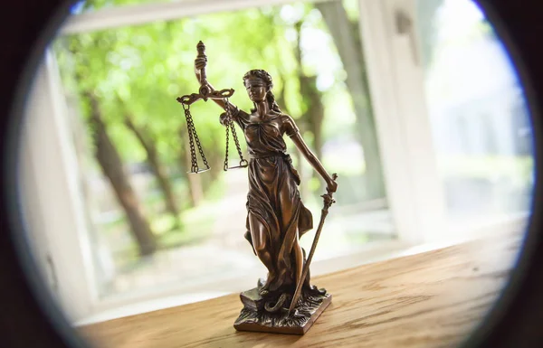 Het Standbeeld Van Justitie Vrouwe Gerechtigheid Iustitia Justitia Romeinse Godin — Stockfoto