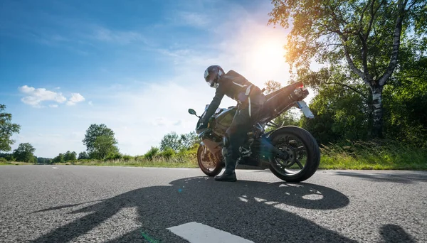 Moto Strada Sella Divertirsi Guidando Strada Vuota Viaggio Moto Tour — Foto Stock