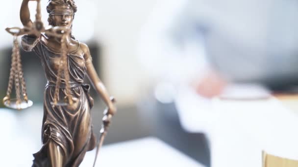 Estátua Justiça Senhora Justiça Iustitia Deusa Romana Justiça — Vídeo de Stock