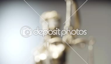 Adalet - Adalet veya justitia adalet Roma tanrıçası - pürüzsüz dolly izleme atış heykeli
