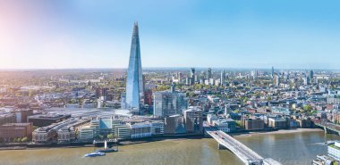 modern ofis binaları gökdelenler Londra City