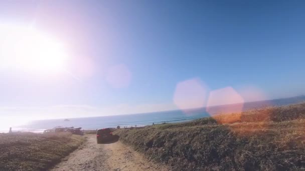 Coche Carretera Terrestre Una Tarde Soleada Atardecer Primera Persona Pov — Vídeos de Stock