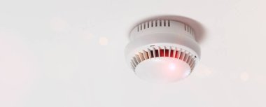 Apartman içinde duman dedektörü