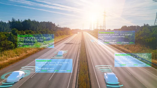 Intelligens autó (HUD), önálló vezetési mód jármű autópályá — Stock Fotó