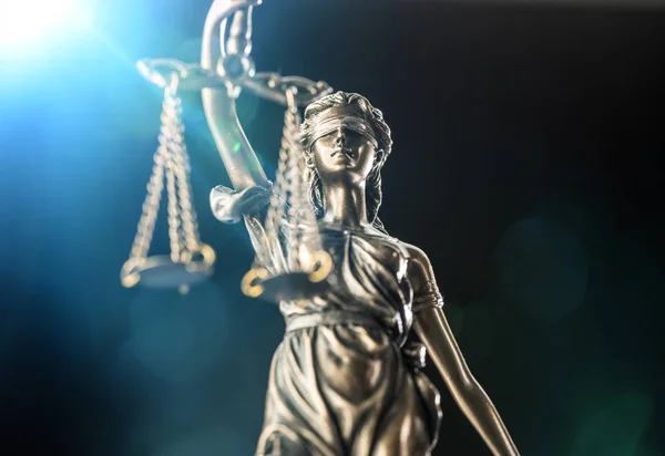 Bayan adalet heykeli — Stok fotoğraf
