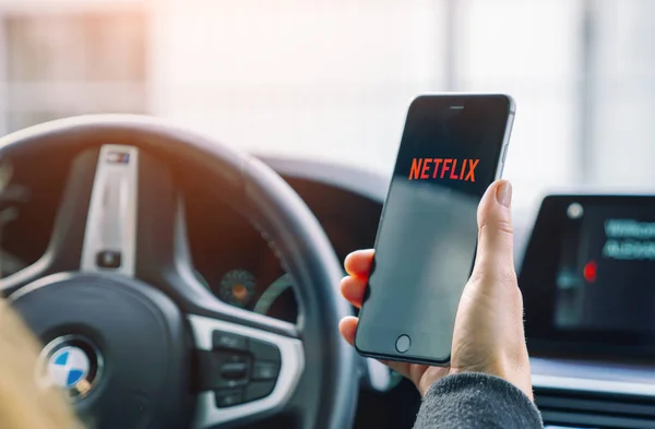 AACHEN, ALLEMAGNE - 31. Août 2019 : Application Netflix sur iPhone Apple — Photo