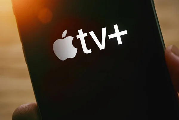 AACHEN, TYSKLAND - 10. September 2019: Apple TV plus app på Appl - Stock-foto
