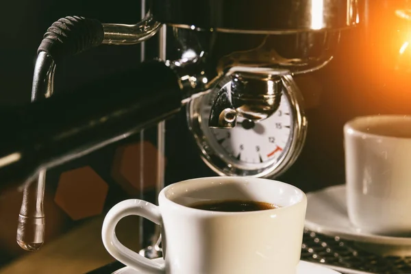 イタリアのコーヒーマシンやコーヒーメーカー — ストック写真