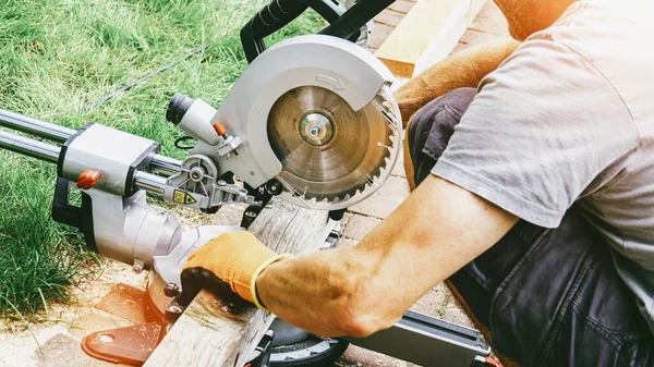 Versatile Craftsman Working Wood Build House Summer Day Diy Concept — Stock Photo, Image