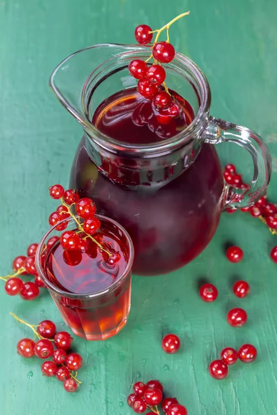 Red Currant Juice Glass Fruits Wood Table Focus Redcurrant Glass — Stock Photo, Image