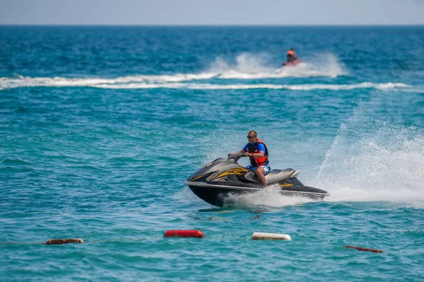Young Man Jet Ski Tropical Ocean Vacation Concept — Stock Photo, Image
