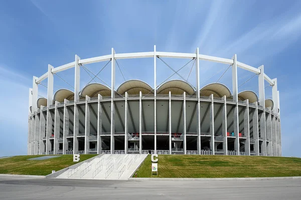 Bukareszt, Rumunia-9 maja 2012: Bucharest National Arena befor — Zdjęcie stockowe