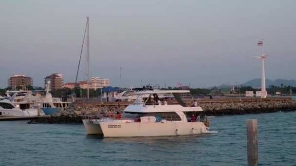 Πατάγια Ταϊλάνδη 2019 Μαρτίου Κατασκευή Νέων Πολυκατοικιών Θέα Στη Θάλασσα — Αρχείο Βίντεο