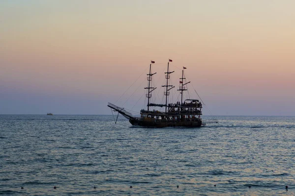 Barco Época Mar Puesta Sol — Foto de Stock