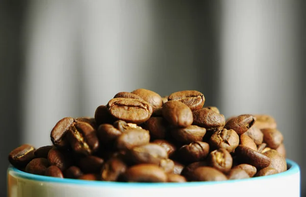 Fundo Bonito Com Grãos Café Espalhados — Fotografia de Stock