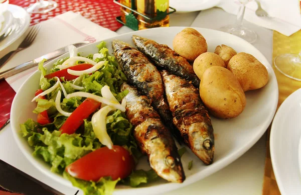 Lezzetli geleneksel Portekiz yemekleri