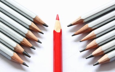 Kalem kavramı kırmızı kalem ile