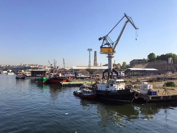 Istanbul Turkey May 2018 View Historic Golden Horn Shipyard Halic — Stock Photo, Image