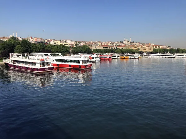 Istambul Turquia Maio 2018 Estação Metrô Golden Horn Halic Golden — Fotografia de Stock