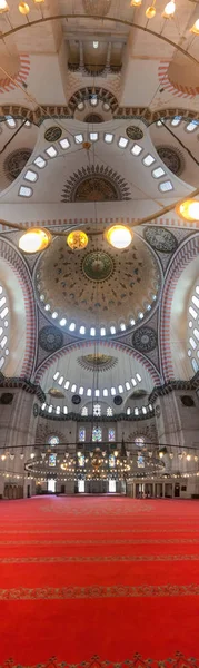 土耳其伊斯坦布尔 2018年5月15日 内部视图 建筑细节从苏莱曼清真寺在土耳其伊斯坦布尔 — 图库照片
