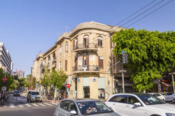 特拉维夫 特拉维夫 以色列 2018年6月8日 通用建筑和城市景观从特拉维夫 现代和旧建筑在特拉维夫的中央街道 特拉维夫 以色列 — 图库照片