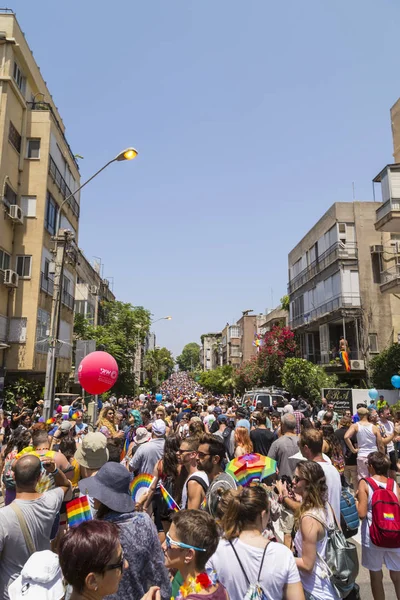 アビブ イスラエル 2018 Tel Aviv プライド Week パレード 歩いている人ダンス 歌うこと — ストック写真