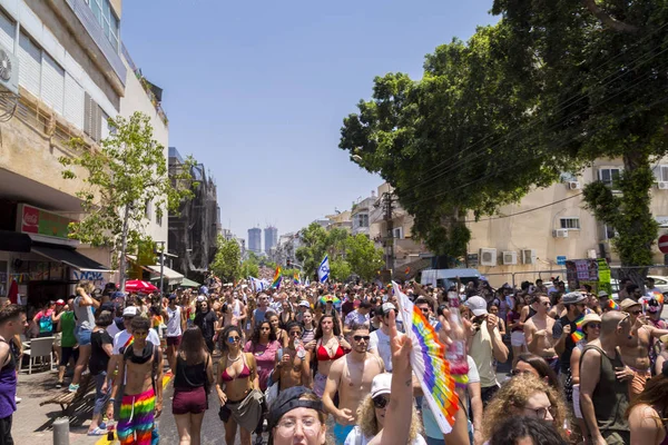 アビブ イスラエル 2018 Tel Aviv プライド Week パレード 歩いている人ダンス 歌うこと — ストック写真