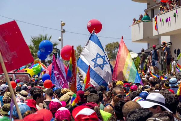 アビブ イスラエル 2018 Tel Aviv プライド Week パレード 歩いている人ダンス 歌うこと — ストック写真