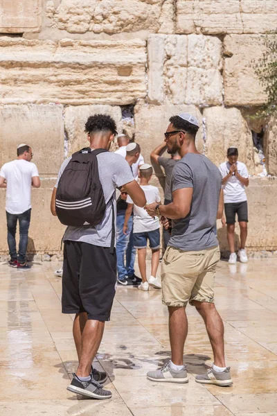 Notas Sobre O Muro Ocidental Em Jerusalém Israel Foto de Stock - Imagem de  judeu, espiritual: 155952148