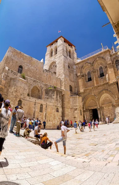 Jerusalén Israel Junio 2018 Los Turistas Sentados Entrada Iglesia Del — Foto de Stock