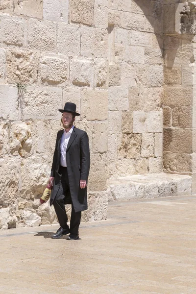 Иерусалим Израиль Июня 2018 Года Ультраортодоксальный Еврей Харидист Традиционной Религиозной — стоковое фото