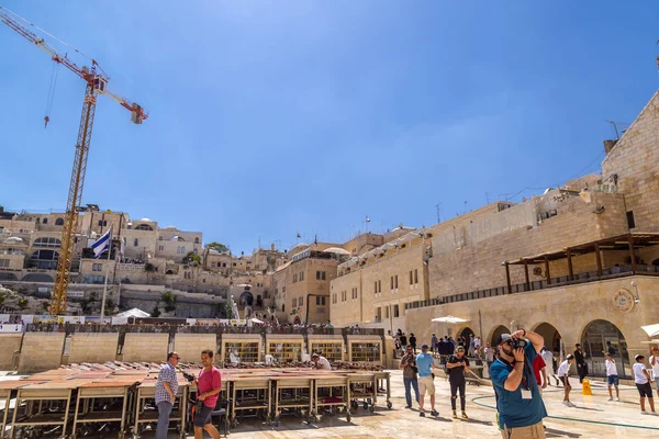 Jerusalén Israel Junio 2018 Las Personas Que Visitan Leen Torá — Foto de Stock