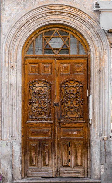 Vieille Porte Bois Avec Décoration Fer Forgé Enseigne Magen David — Photo