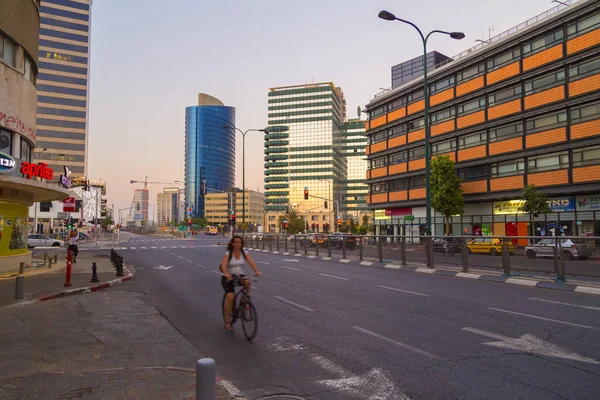Tel Aviv Israel Junio 2018 Menachem Begin Road Business Towers — Foto de Stock