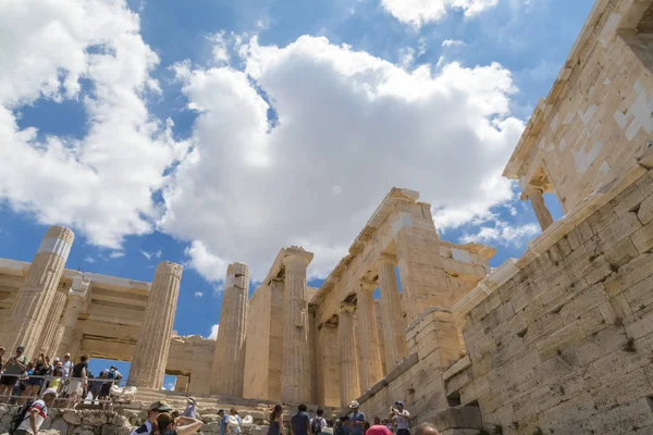 Atenas Grecia Julio 2018 Las Ruinas Antiguas Reconstruidas Partenón Erecteión — Foto de Stock