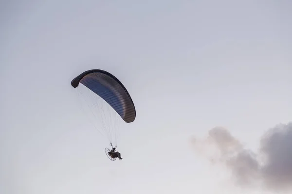 Paramotor Motoraangedreven Paragliding Parachute Hemel — Stockfoto