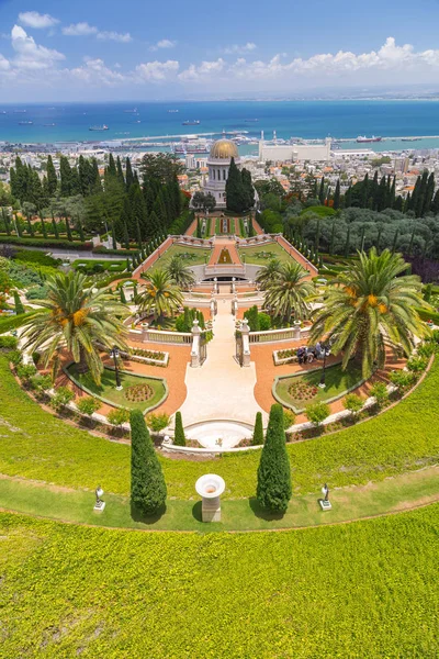 Haifa, Israel 18 de junio de 2018 Paisaje urbano de Haifa y Jardines
