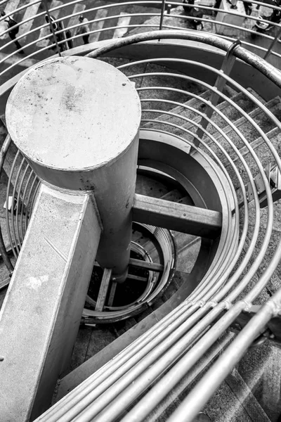 Schwarz Weißes Städtisches Detail Einer Wendeltreppe Tel Aviv Israel — Stockfoto