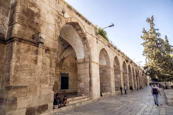 寺院の台紙 エルサレム旧市街の Qubbat として Sakhrah アラビア語の 石のドームのエルサレム イスラエル 2018 — ストック写真