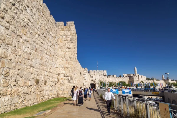 エルサレム イスラエル 2018 古代の通りとエルサレムの旧市街の建物です ヤッファの門は 旧市街に最も重要な門の一つ — ストック写真