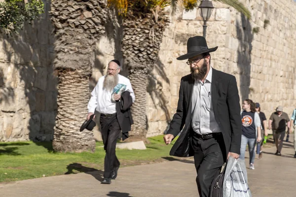 Иерусалим Израиль Июня 2018 Года Ультраортодоксальный Еврей Харидист Традиционной Религиозной — стоковое фото