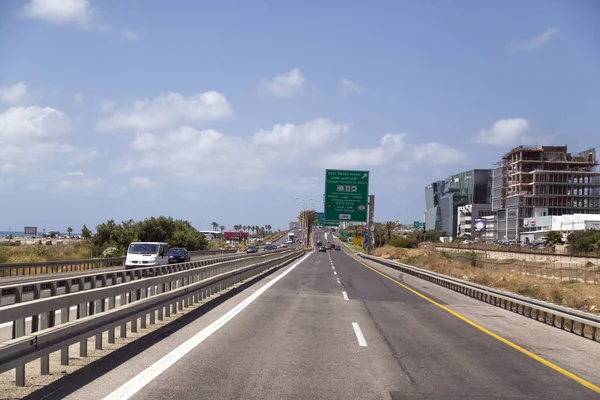 Jerusalén Haifa Israel Junio 2018 Autopista Con Señales Vehículos Tránsito — Foto de Stock