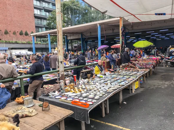 Istambul Turquia Outubro 2018 Ferikoy Flea Market Onde Antiguidades Vários — Fotografia de Stock