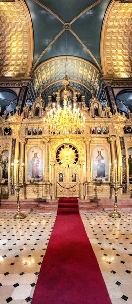 土耳其伊斯坦布尔 2018年10月21日 伊斯坦布尔 Sveti Stefan 保加利亚教堂的内部景观 它以由新哥特式风格的预制铸铁元素制成而闻名 — 图库照片
