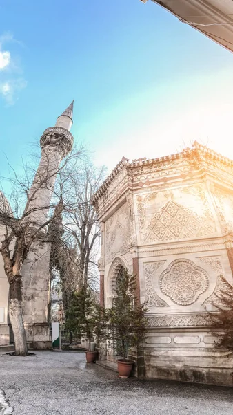 Detalhe Esculturas Mármore Mesquita Kececizade Fuat Pasha Fátima Istambul Turquia — Fotografia de Stock