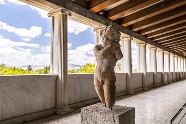 Atenas Grecia Julio 2018 Antigua Escultura Griega Stoa Attolos Atenas —  Fotos de Stock