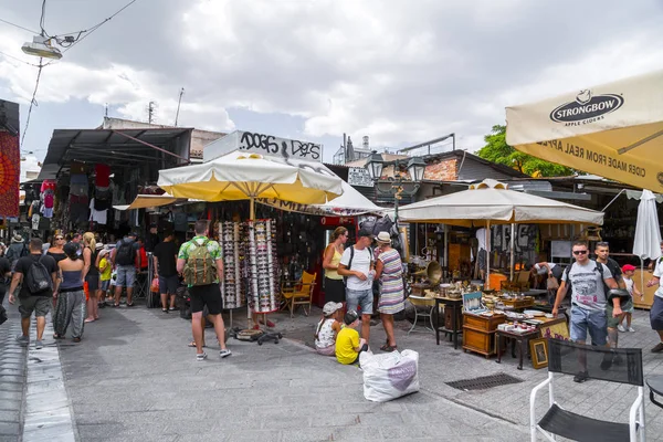 Atenas Grecia Julio 2018 Tiendas Puestos Antiguo Mercado Pulgas Atenas — Foto de Stock