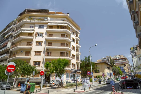 Vista de rua e arquitetura urbana em Salónica — Fotografia de Stock