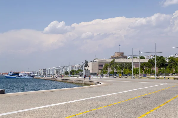 Kustgebieden uitzicht vanaf Thessaloniki, Griekenland — Stockfoto